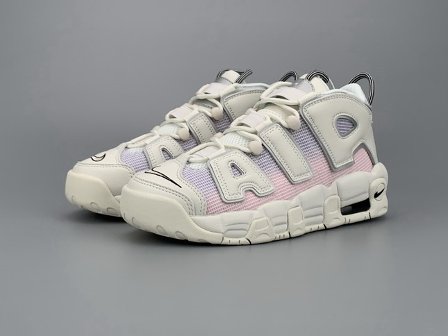 women air more uptempo 2022-10-27-014